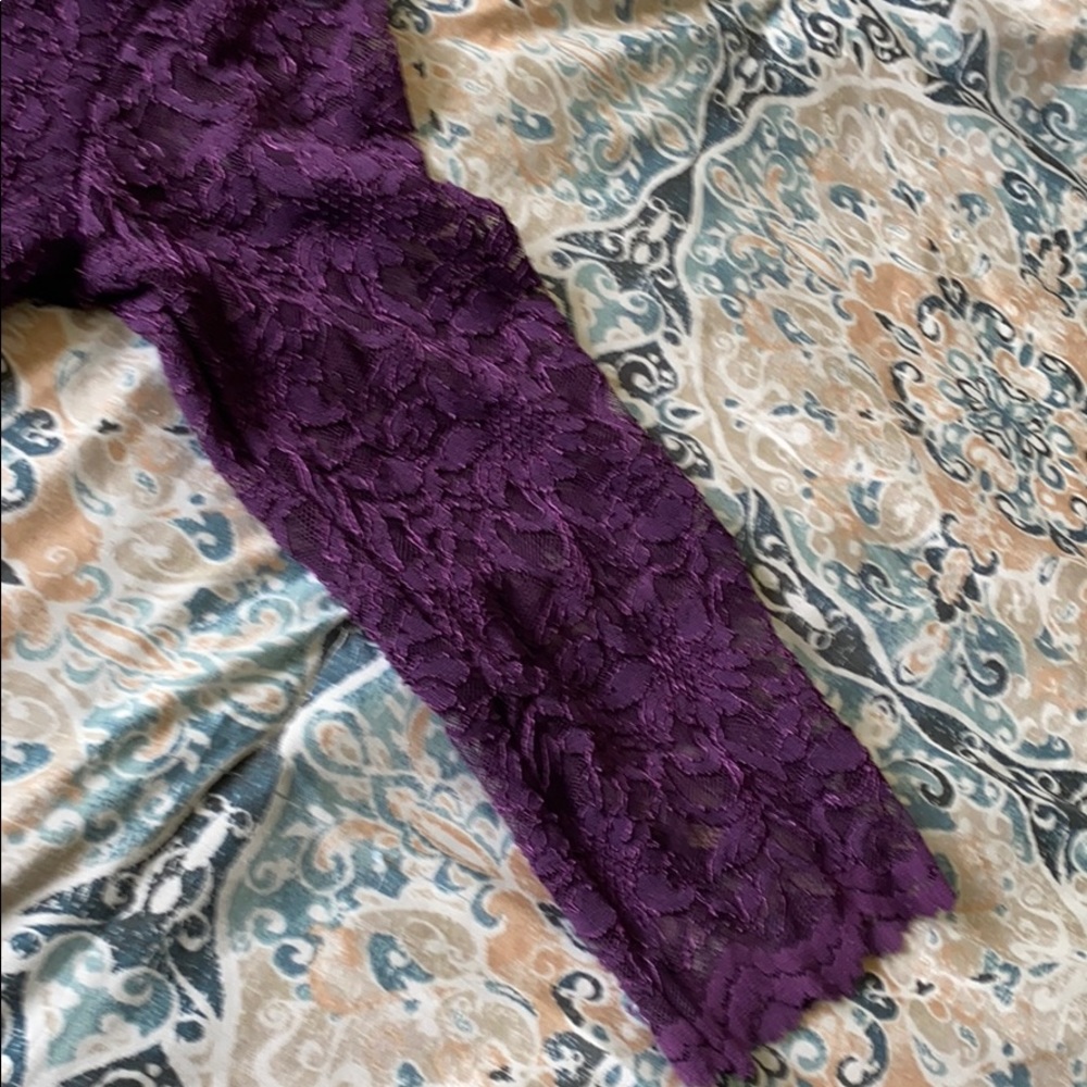 Woman’s Dress - Picture 2 of 6